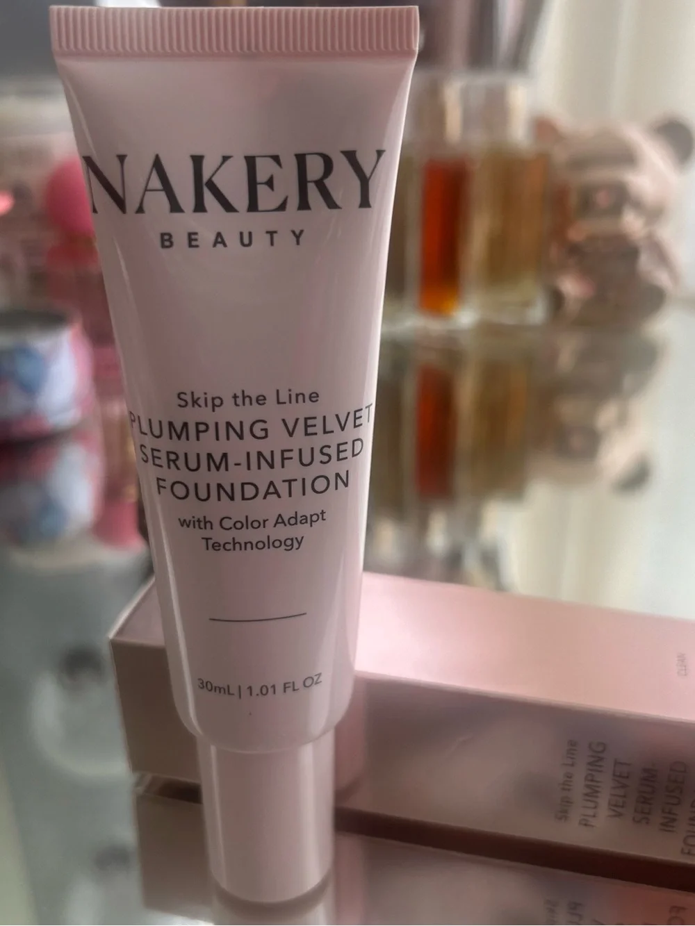Nakery Beauty Plumping Velvet Serum-Infused Foundation — light